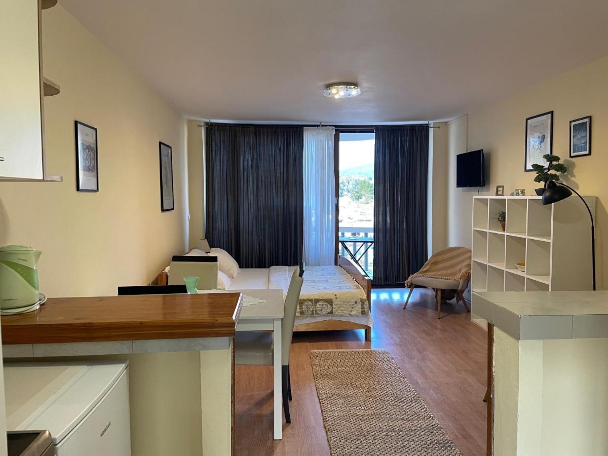 Apartments Ana By The Sea Лумбарда Экстерьер фото