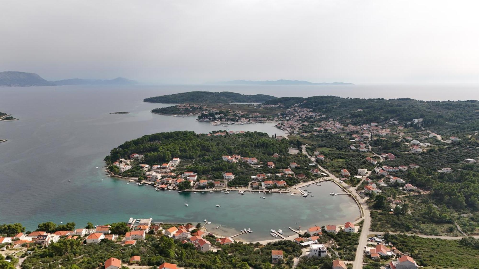 Apartments Ana By The Sea Лумбарда Экстерьер фото